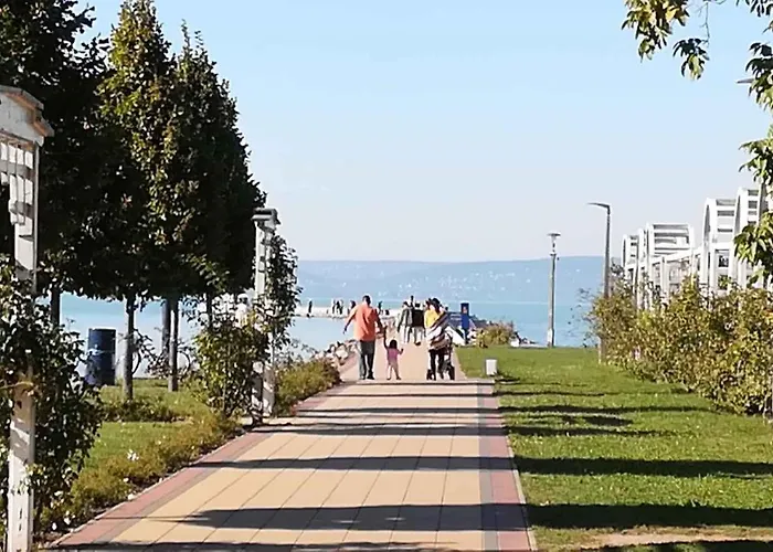 In - Balaton 27717